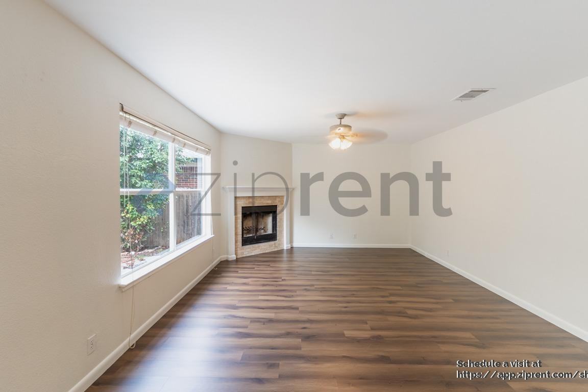 16808 Bailey Jean Dr - Photo 5 of 23