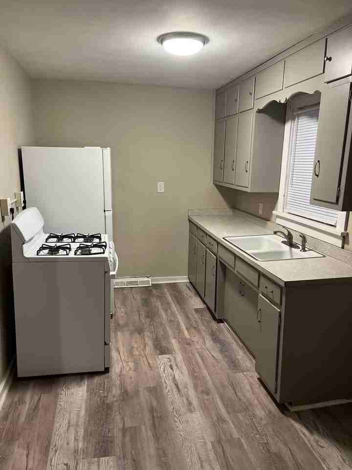 312 28th Ave - Photo 3 of 7