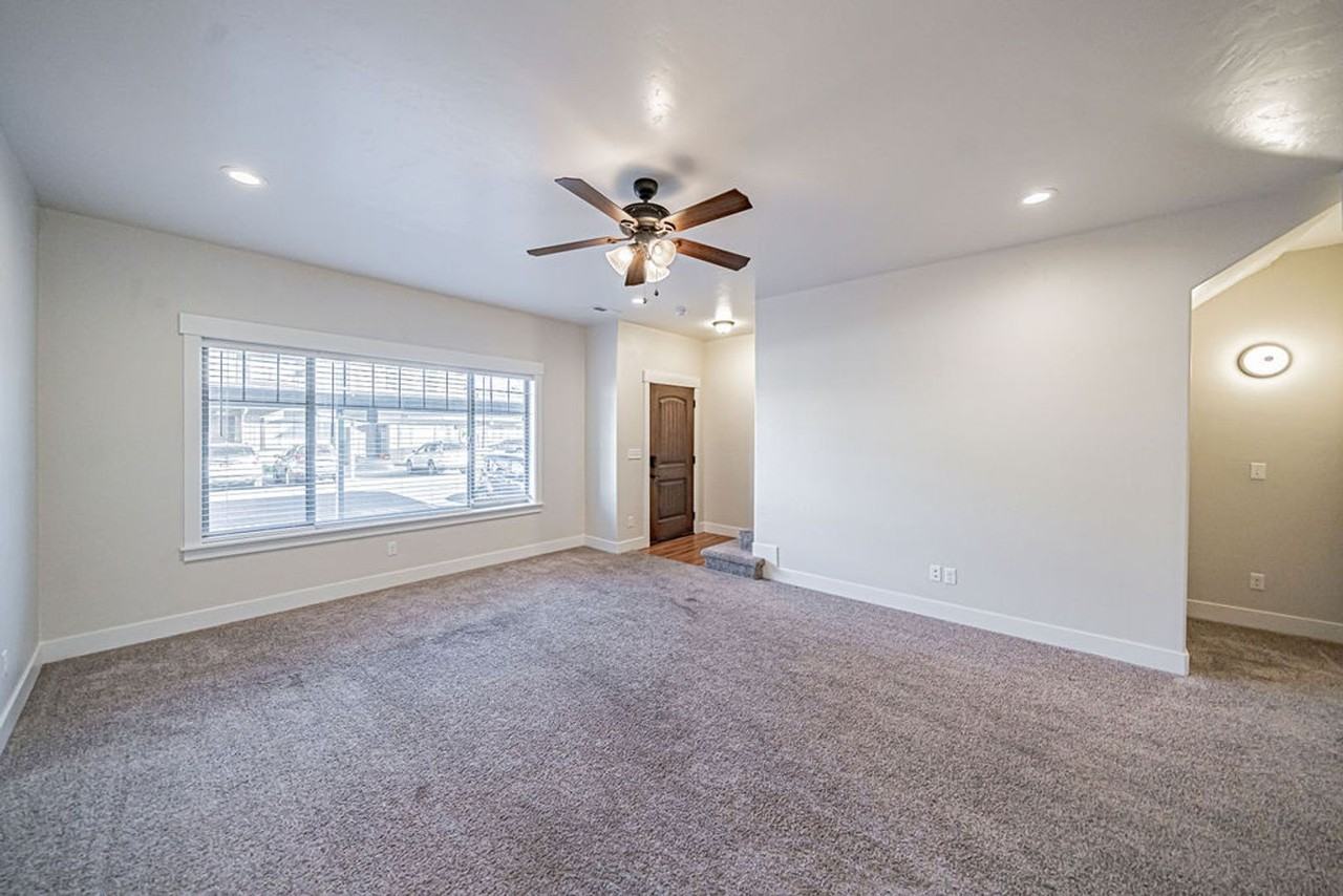 17 South 4th West #503 - Photo 3 of 27