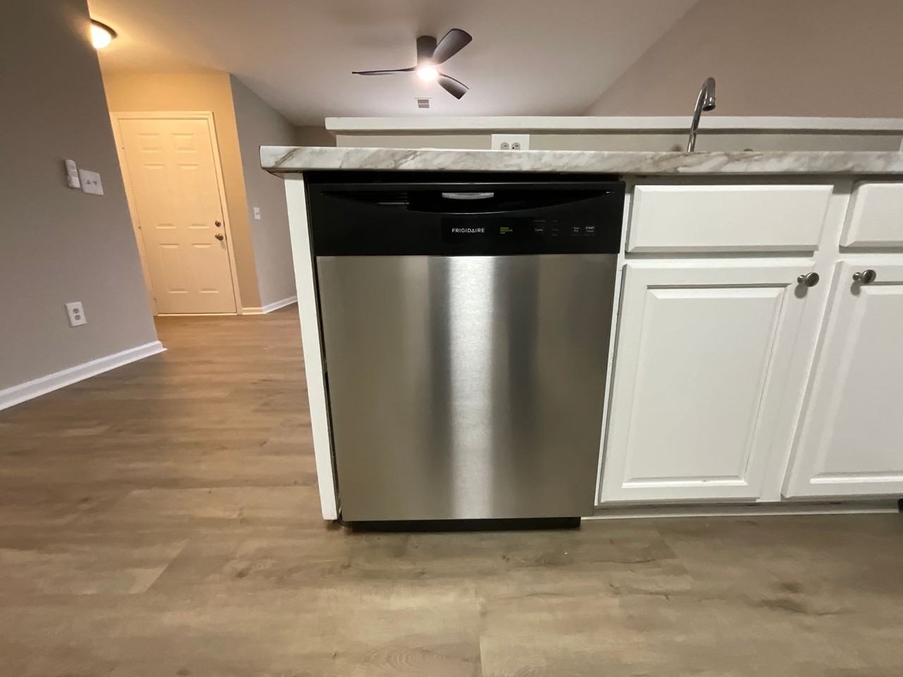 1506 Hidden Creek Ter - Photo 7 of 18