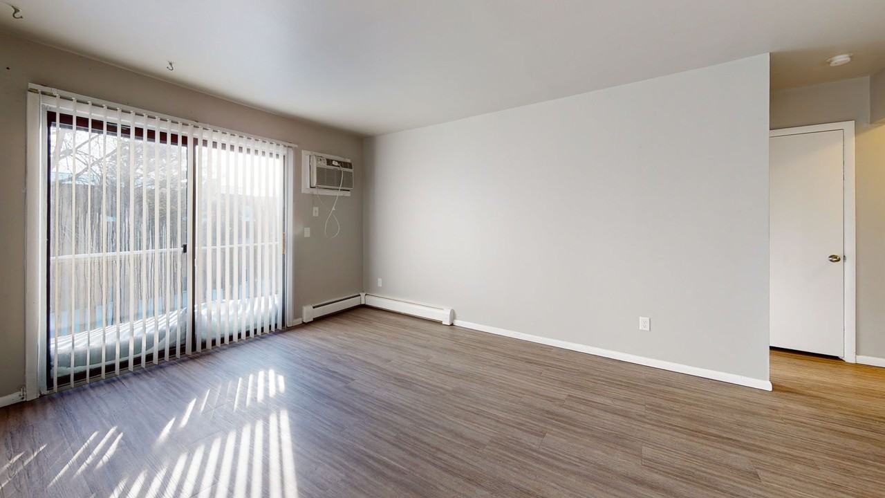 2600 4th St NW - Photo 4 of 20