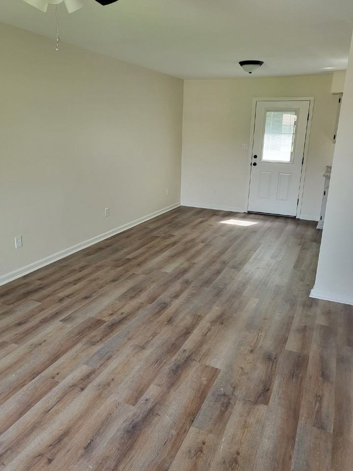 820 Smith Ave - Photo 6 of 27