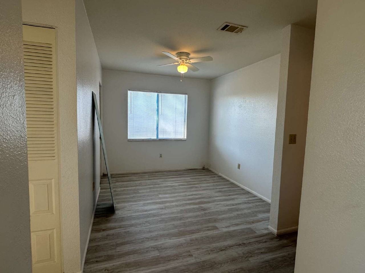 8100 Pickwick Road - Photo 3 of 15
