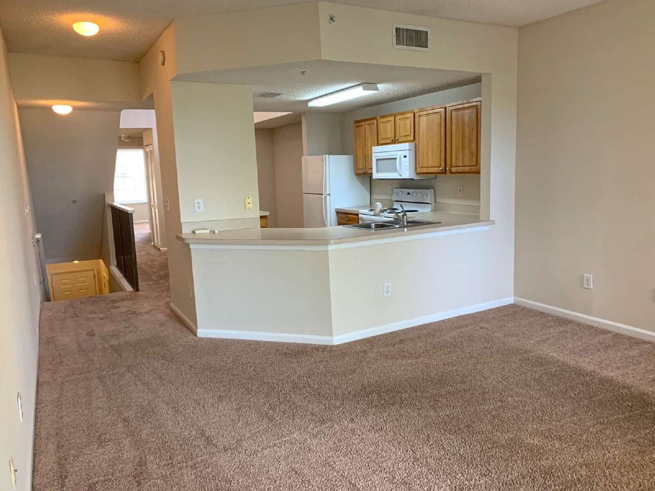 2005 Mariposa Vista Lane - Photo 7 of 43