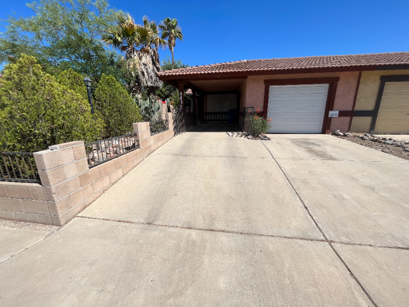 1785 W Elm St - Photo 2 of 17