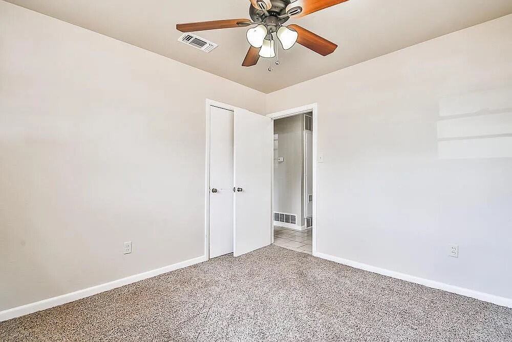 2714 40th St - Photo 7 of 23