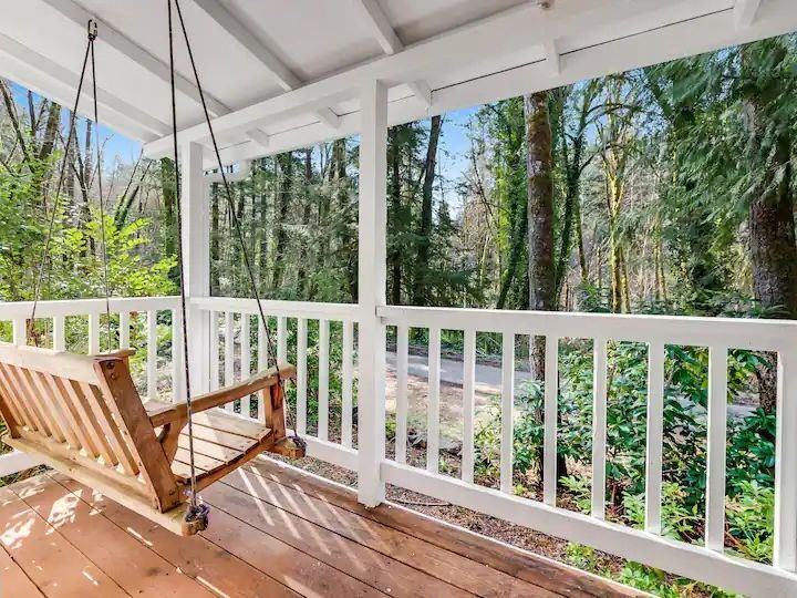 12705 Village Rd - Photo 3 of 21