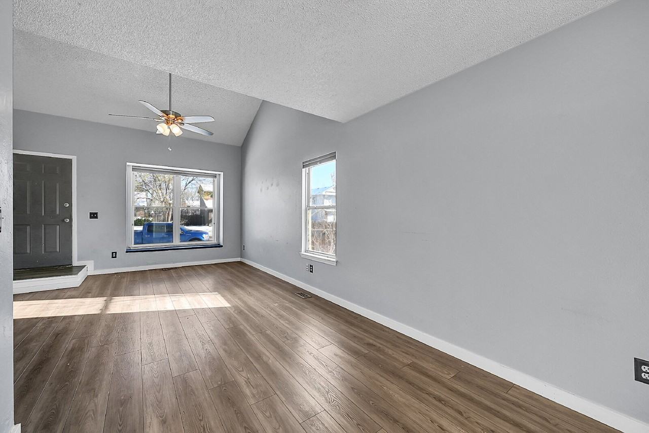 520 Pucket Cir - Photo 7 of 35