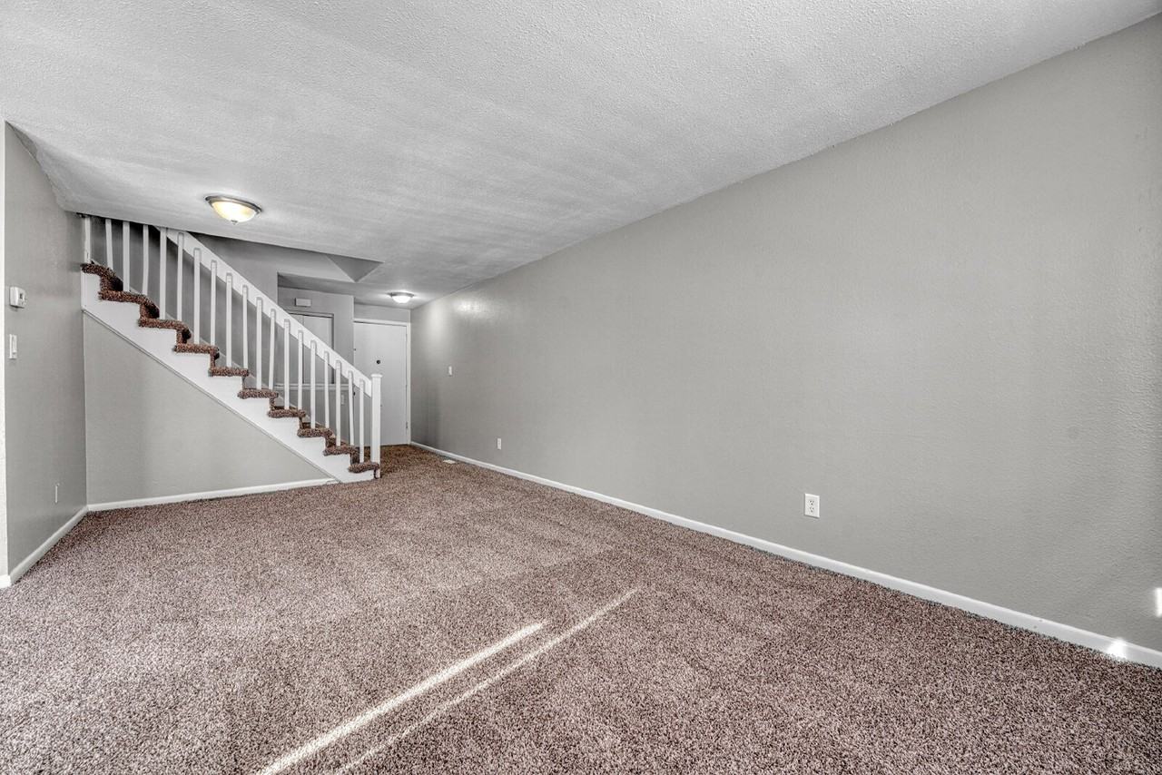 2837 S Lansing Way - Photo 7 of 47