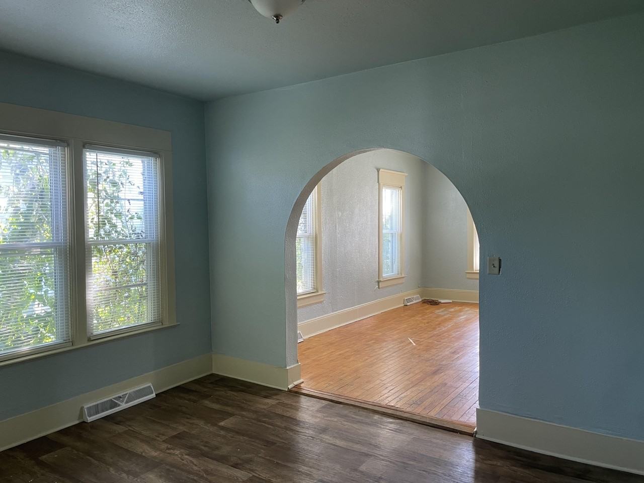 406 Naymut St - Photo 6 of 7