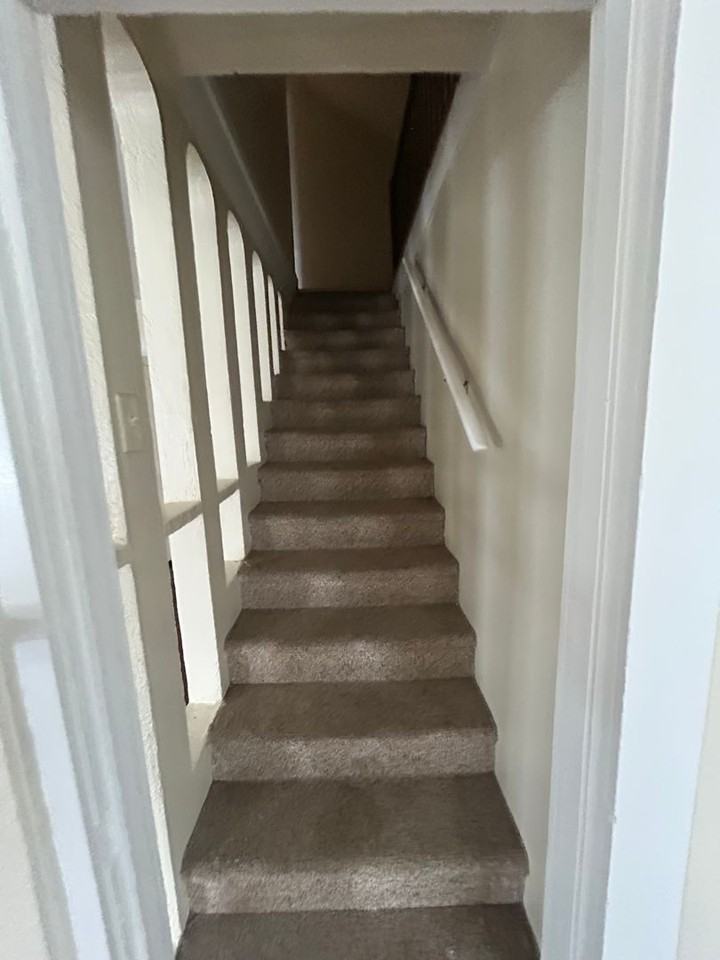 1423 Division Street - Photo 7 of 17