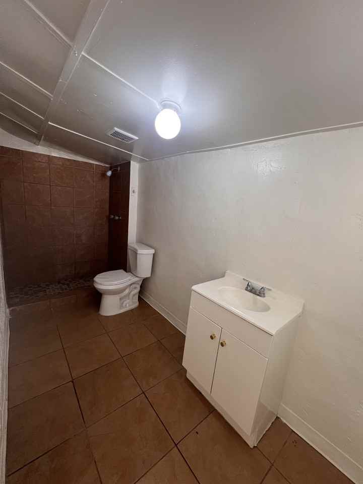 3908 South 5th Avenue #A - Photo 6 of 10