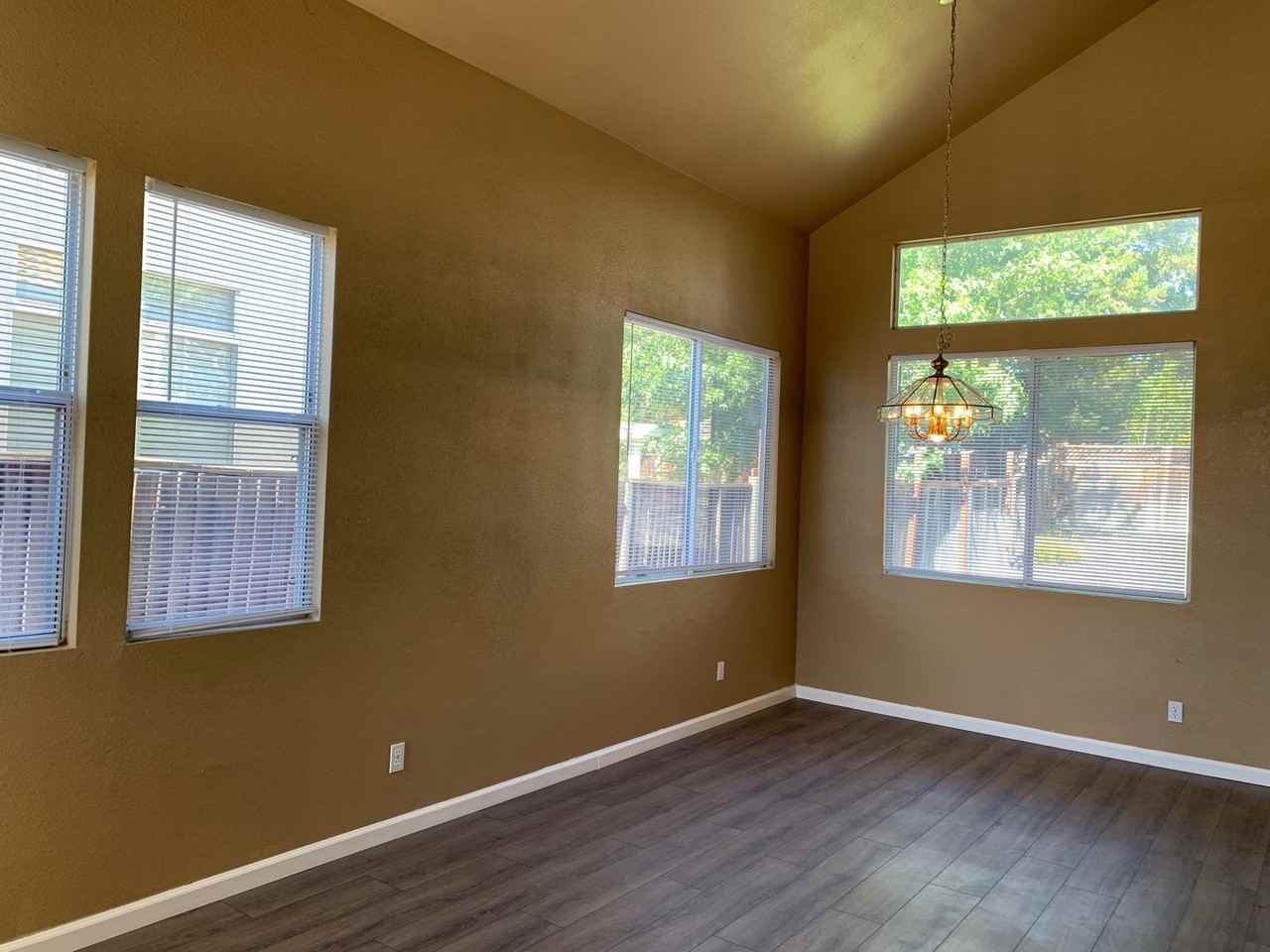 4309 Elk Drive - Photo 3 of 38