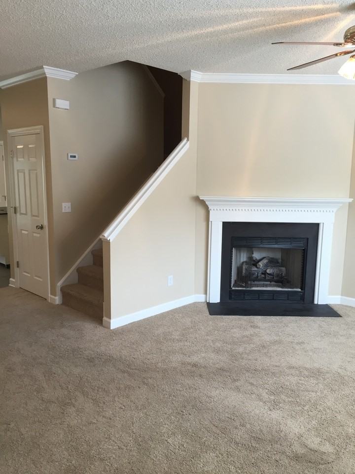 8605 London Park Ct - Photo 3 of 19