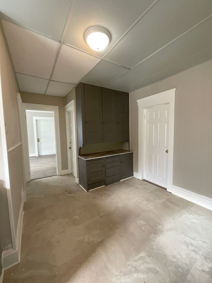 1004 West Avenue - Photo 3 of 15