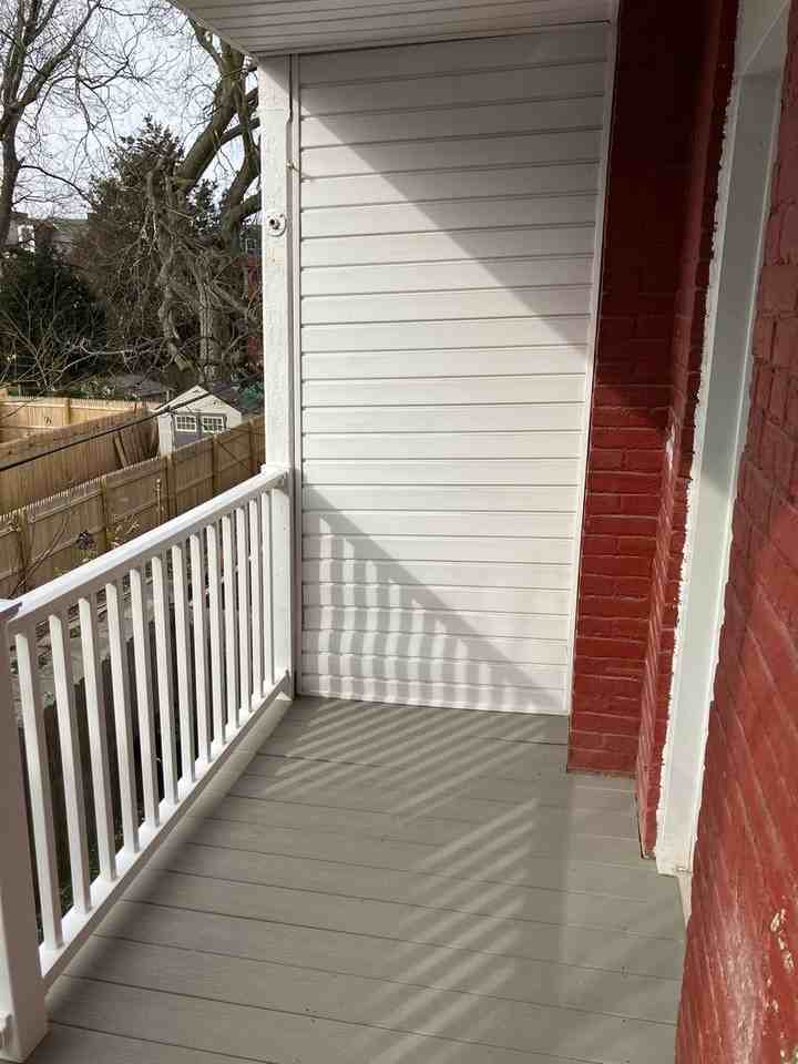 422 John Street - Photo 2 of 23