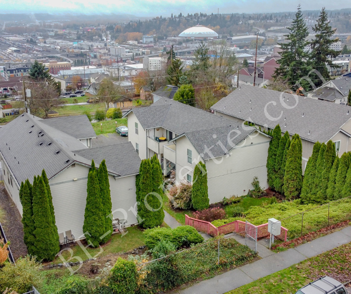 Serenity Apt Complex - Photo 3 of 13