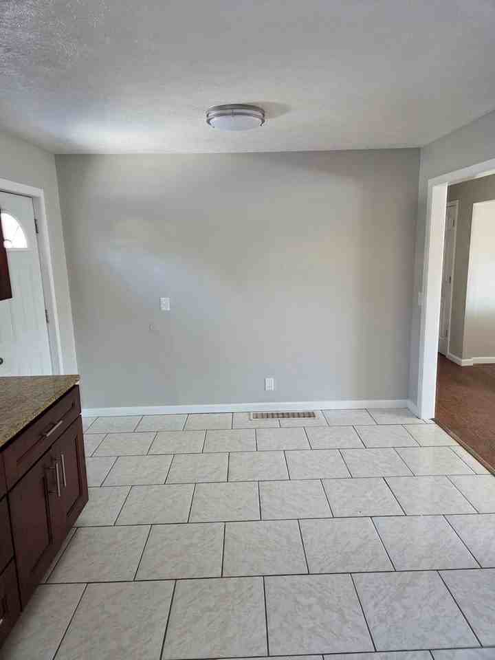 14162 Grant St - Photo 4 of 9