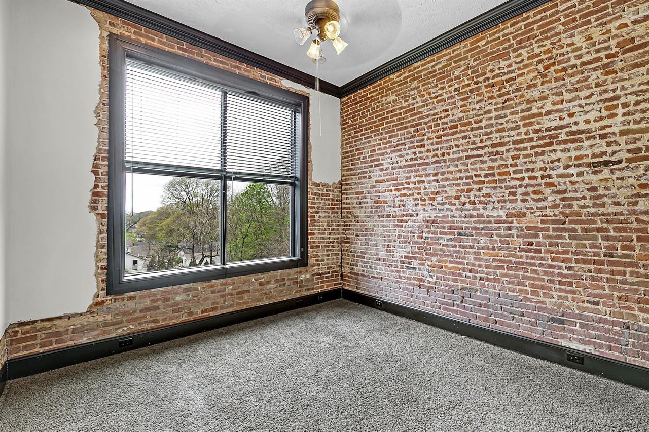 217 E Deaderick St #3F - Photo 4 of 18