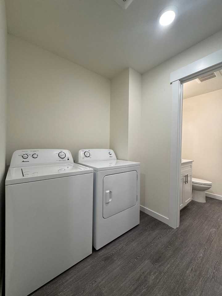 Kelsey's Place - Photo 7 of 37