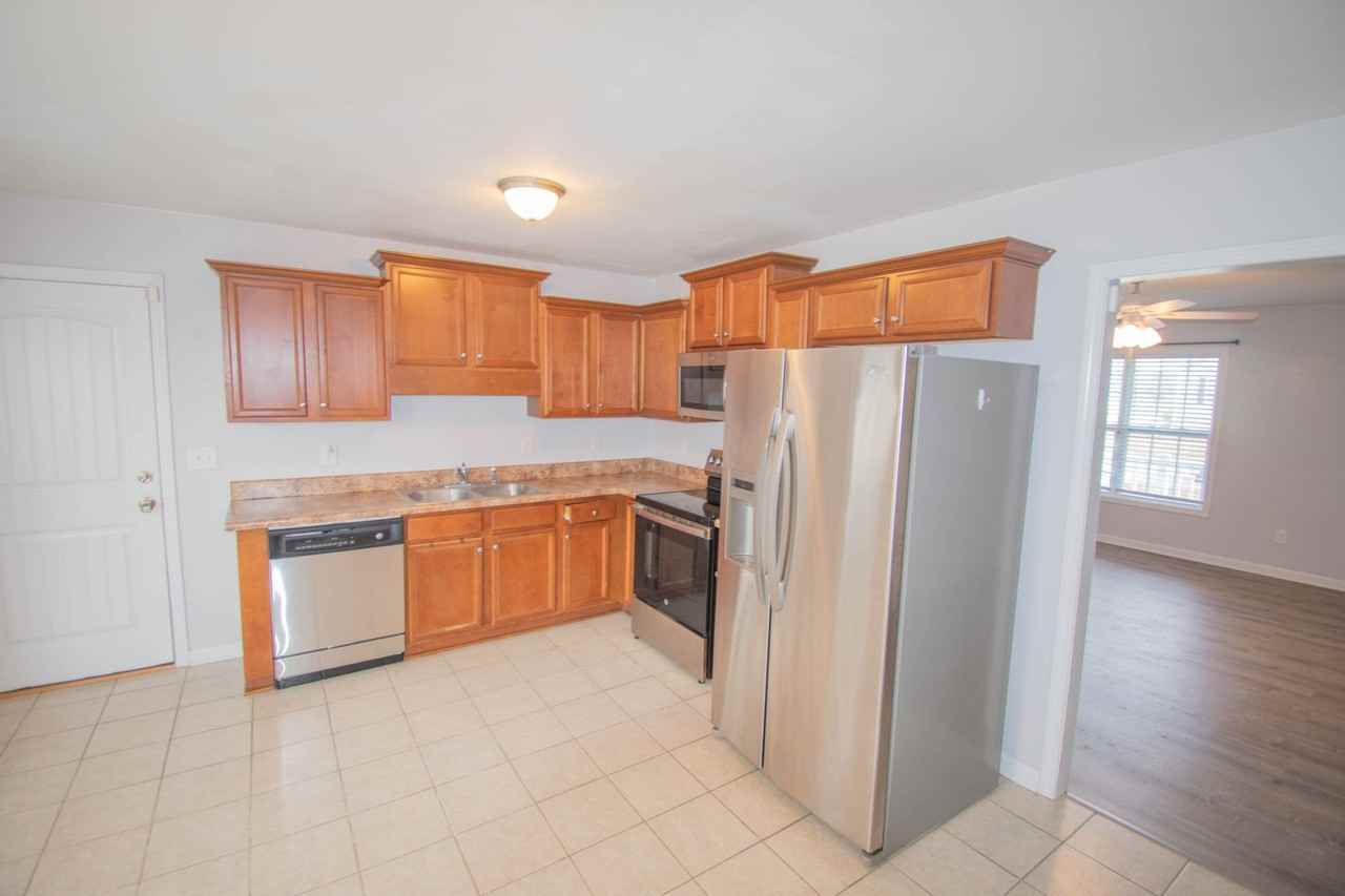 216 Deer Haven Dr - Photo 6 of 21