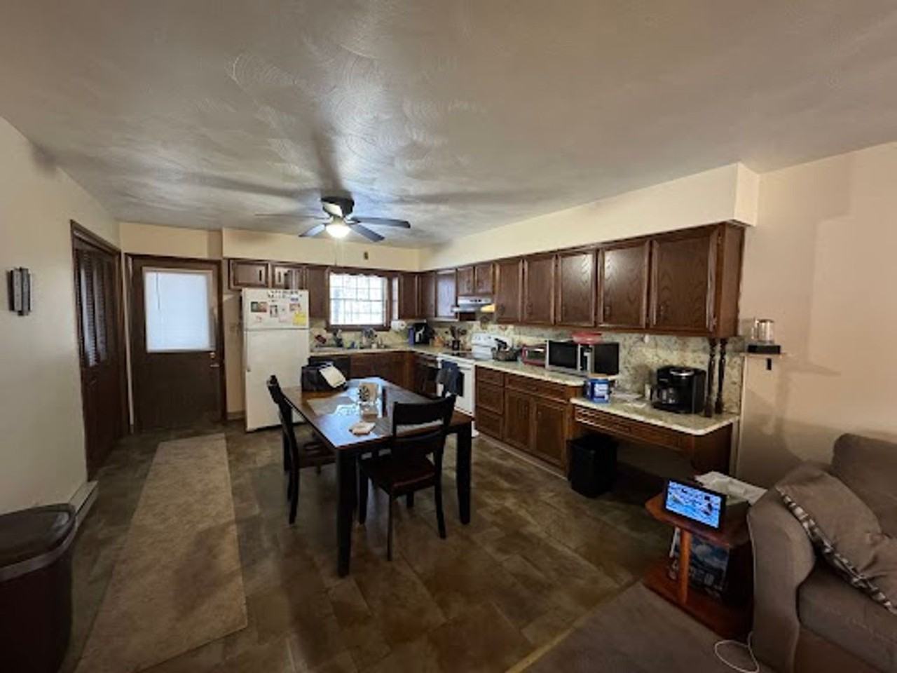 430 East Packer Avenue - Photo 7 of 17