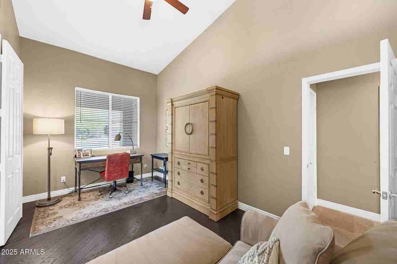 10623 East Acacia Drive - Photo 6 of 50