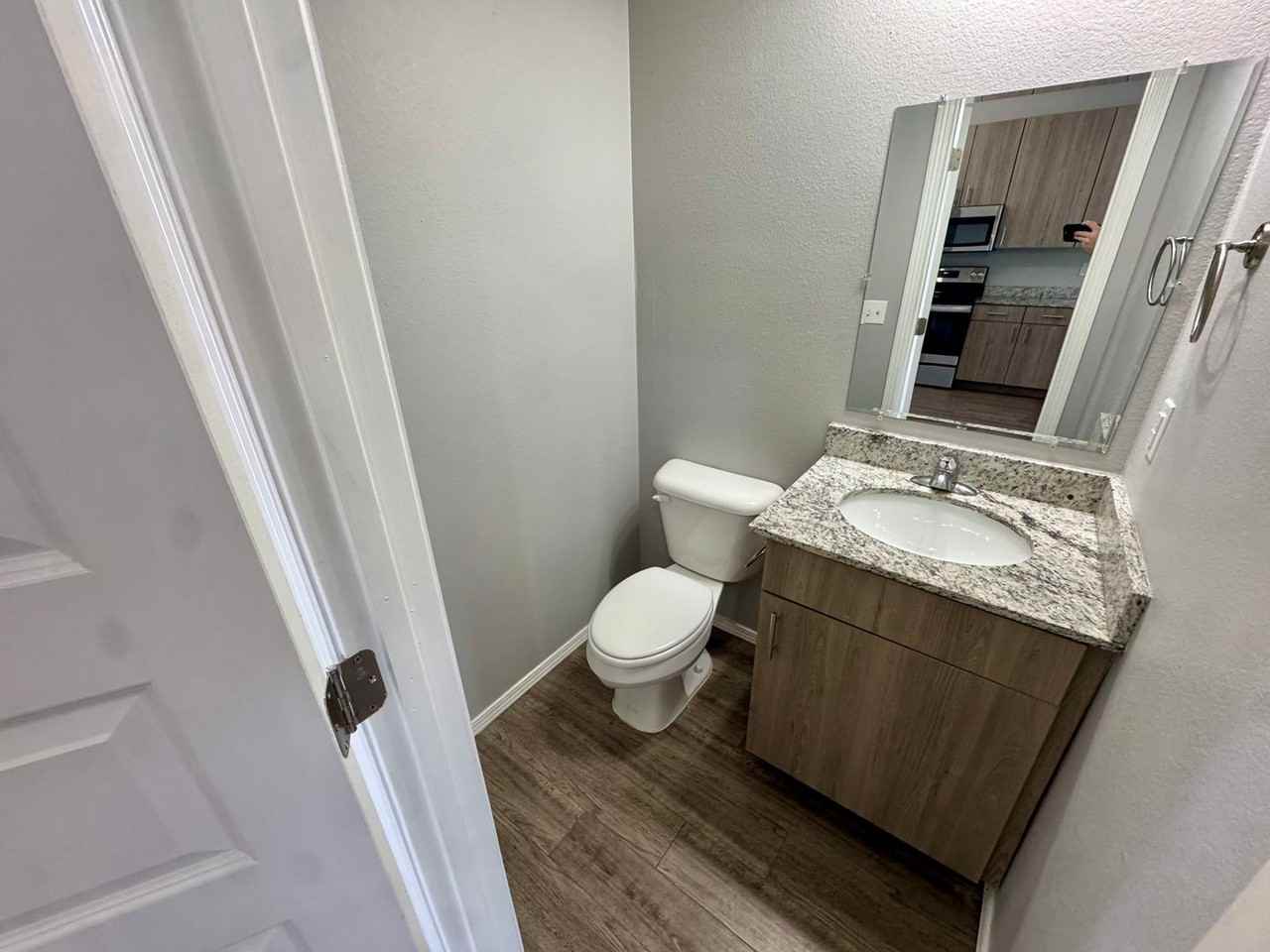 1636 S Razorback Rd - Photo 6 of 17