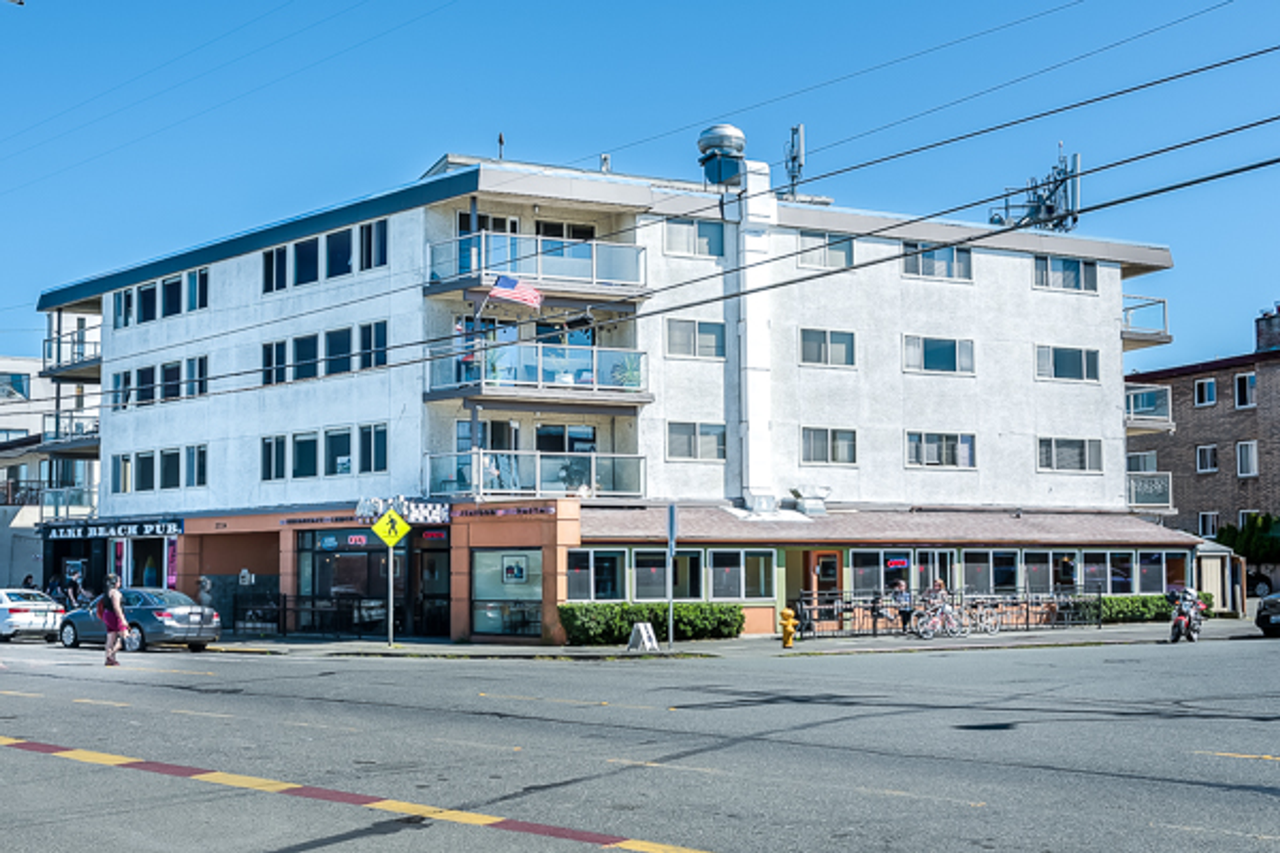 Alki Shores Apartments - Photo 4 of 14