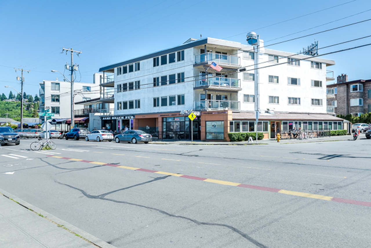 Alki Shores Apartments - Photo 6 of 14