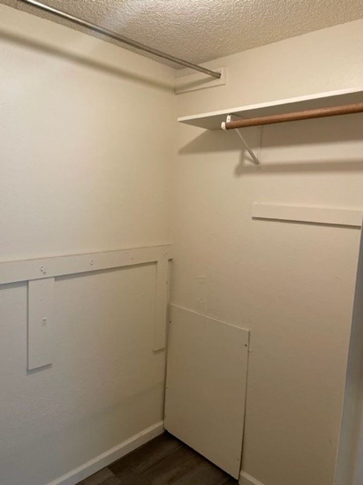 Preleasing for Summer - Photo 5 of 6