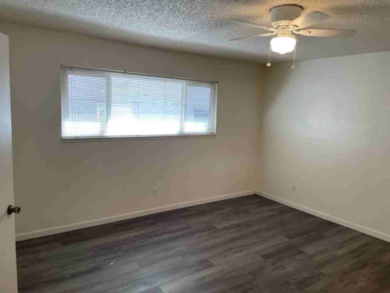 Preleasing for Summer - Photo 6 of 6