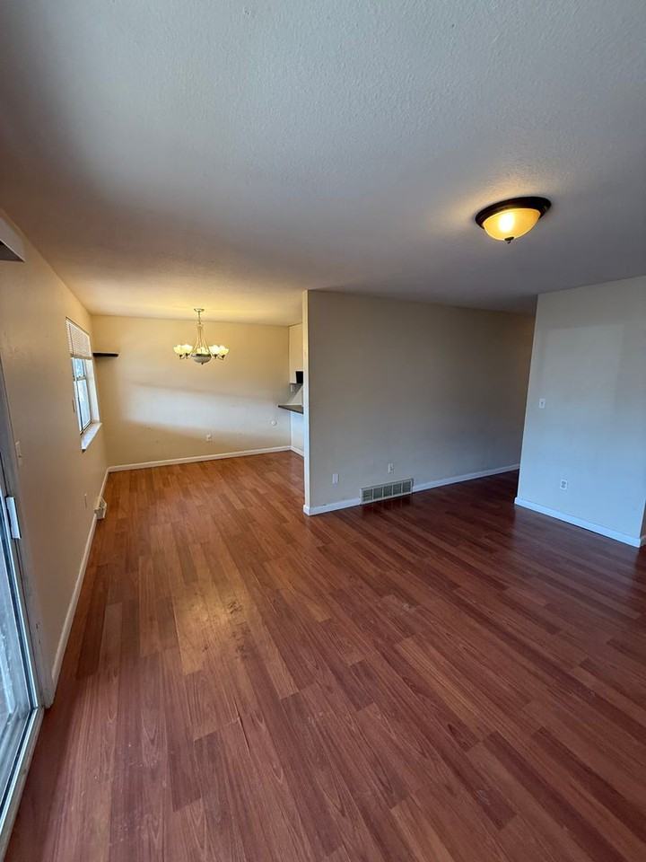 1417 Utah - Photo 5 of 29