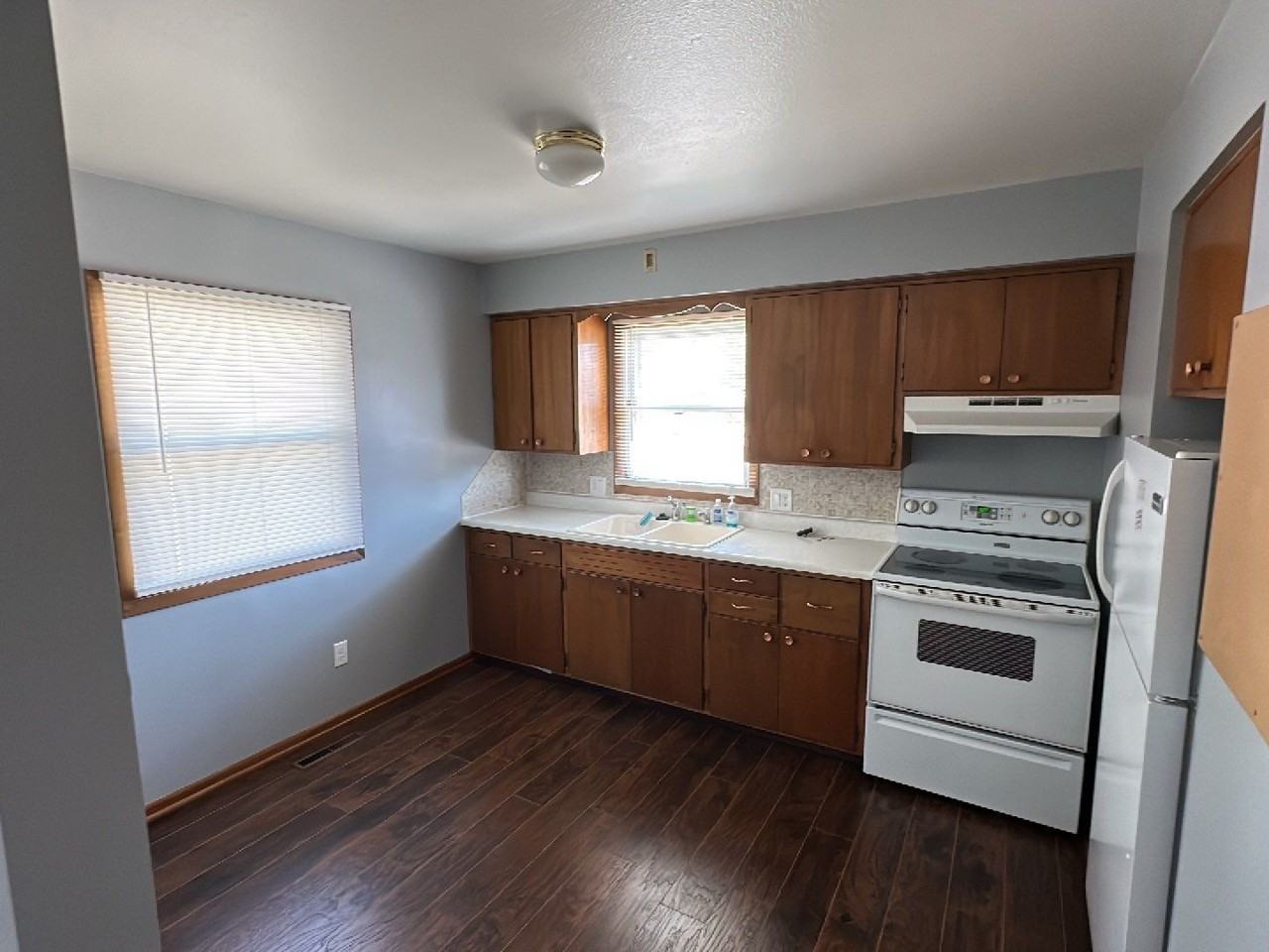 Alton 8-Unit - Photo 2 of 7