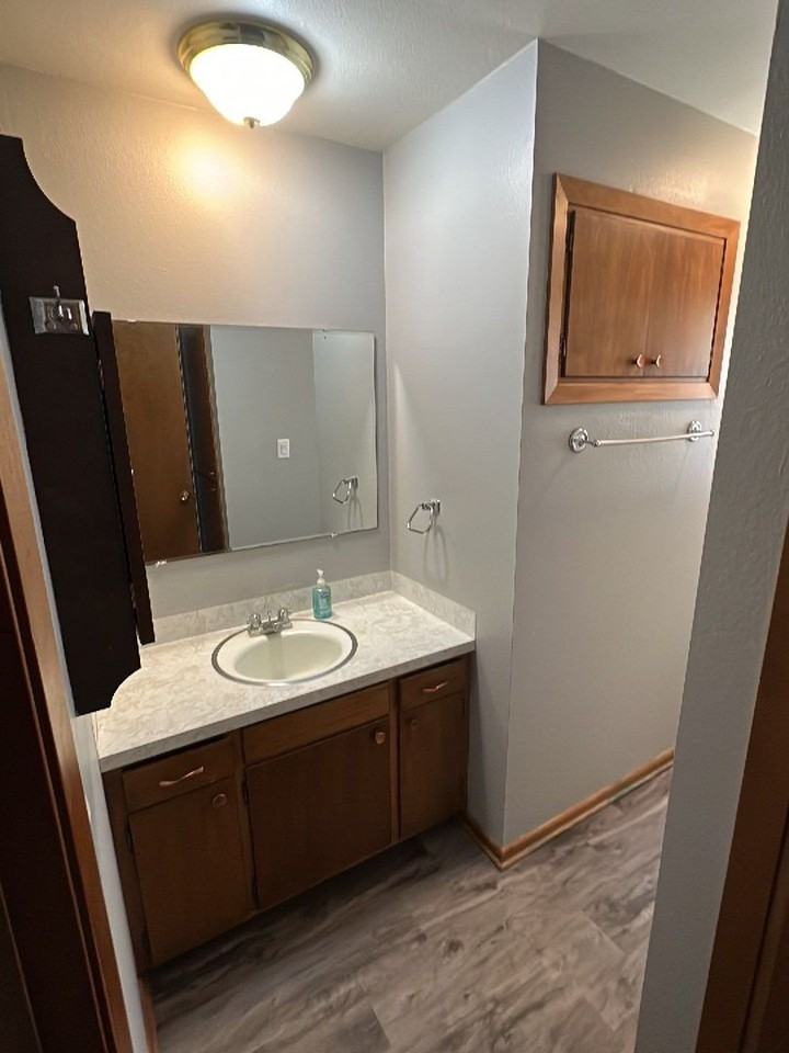 Alton 8-Unit - Photo 5 of 7