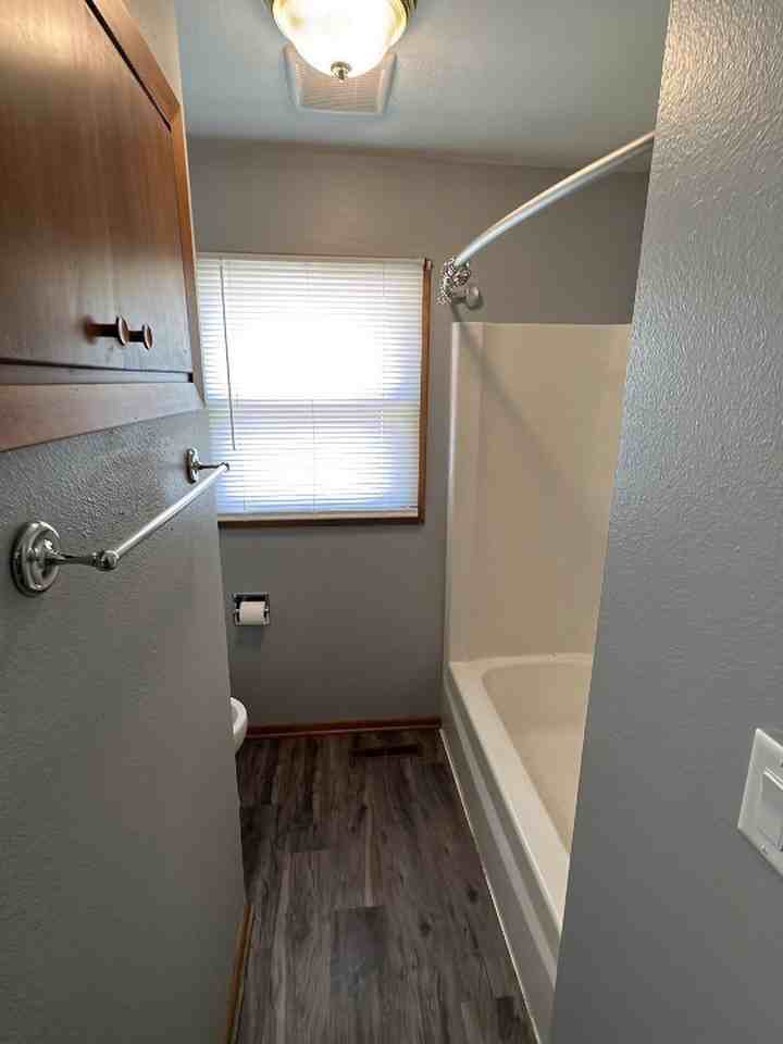 Alton 8-Unit - Photo 6 of 7