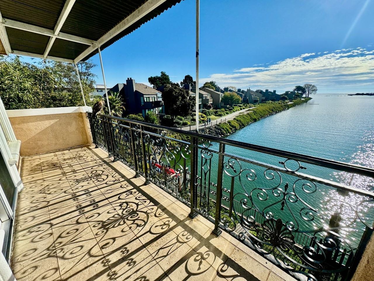 512 Central Ave - Photo 2 of 50