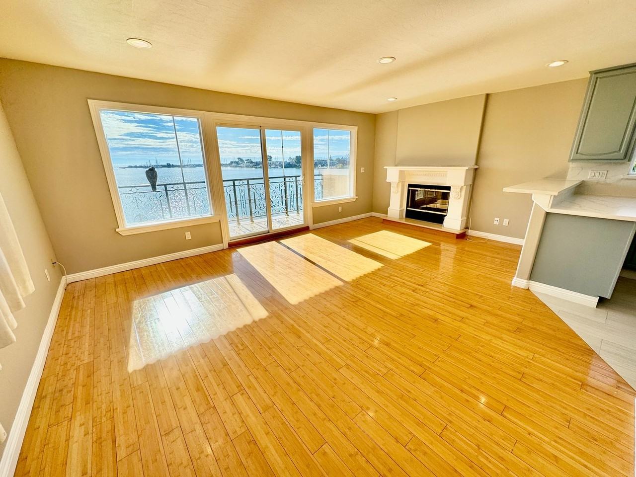 512 Central Ave - Photo 5 of 50