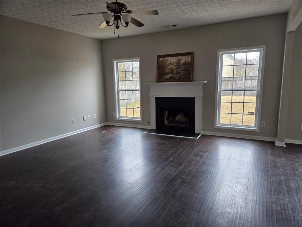 590 Clairidge Lane - Photo 3 of 17