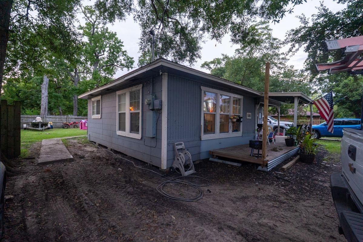 508 Clear Lake Road - Photo 4 of 4