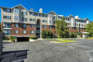 featured image of 112 West Cougar Boulevard