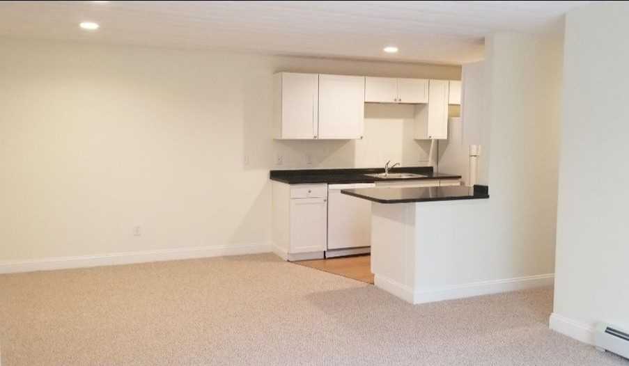 86 Waterman Avenue ##18 - Photo 2 of 15