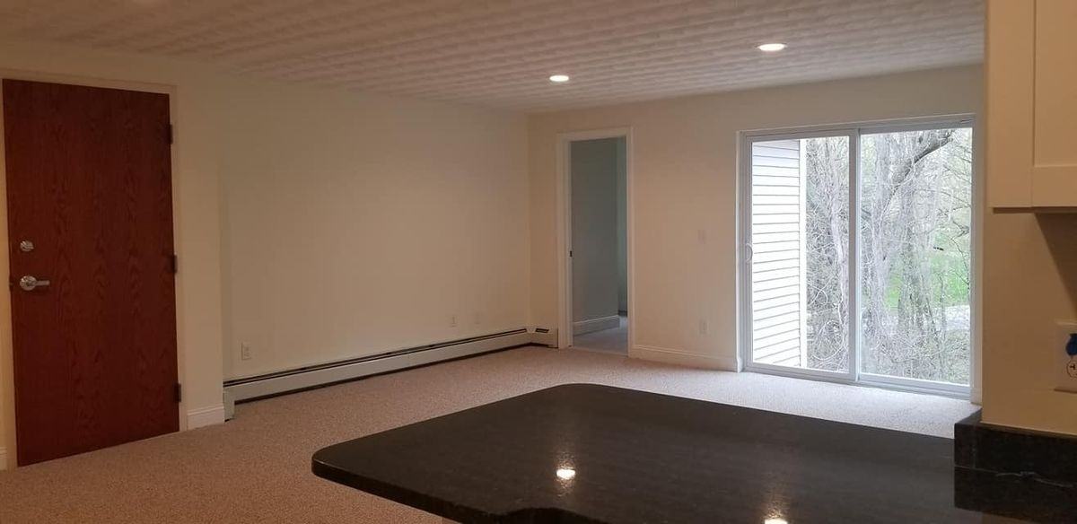 86 Waterman Avenue ##18 - Photo 3 of 15