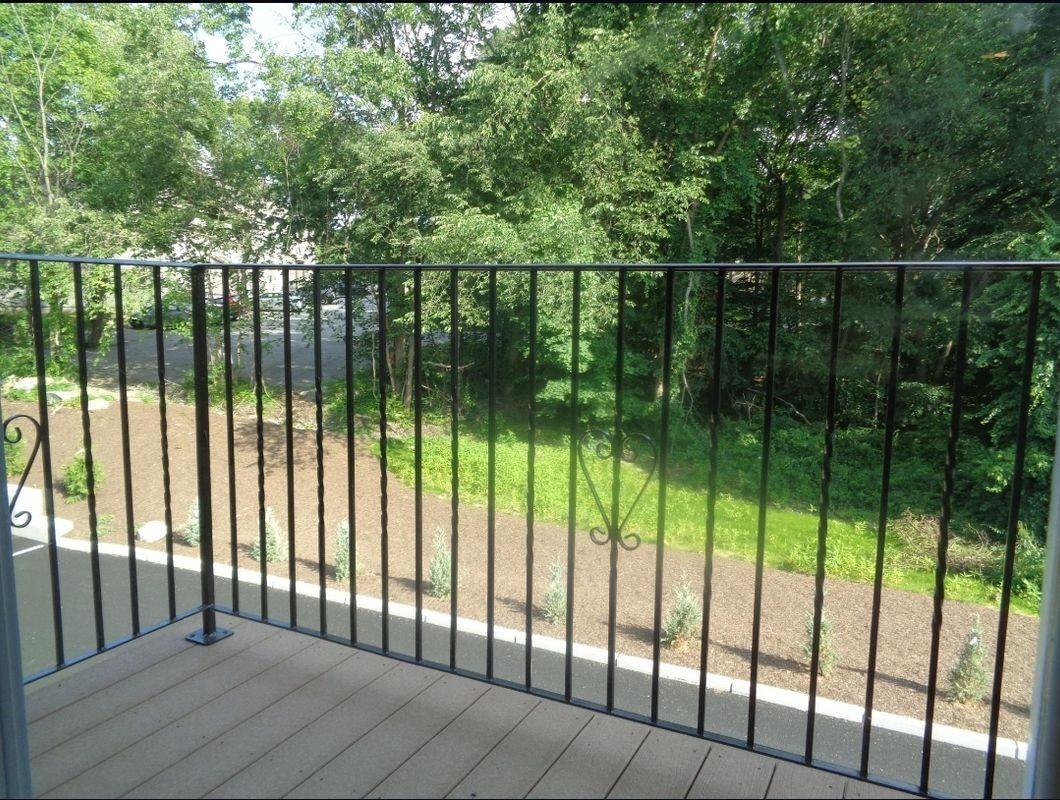 86 Waterman Avenue ##18 - Photo 4 of 15