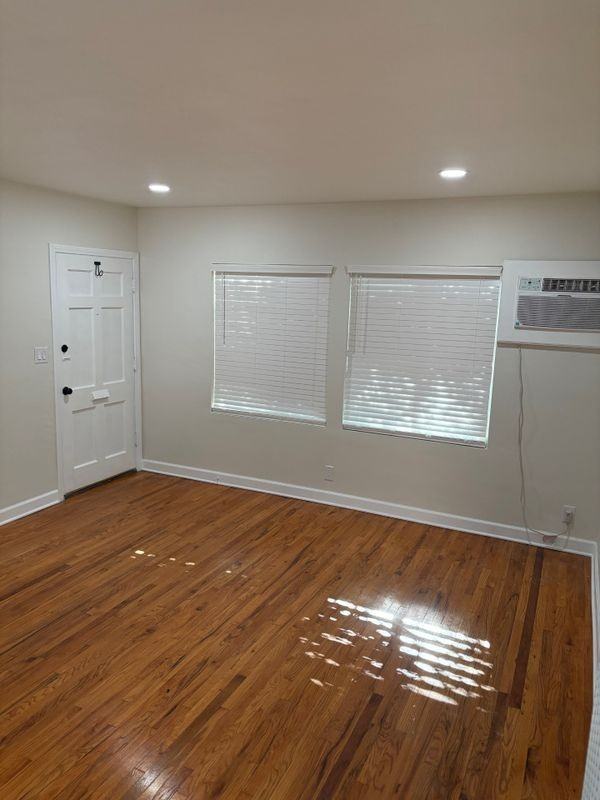 1229 North Hollywood Way ##B - Photo 3 of 21