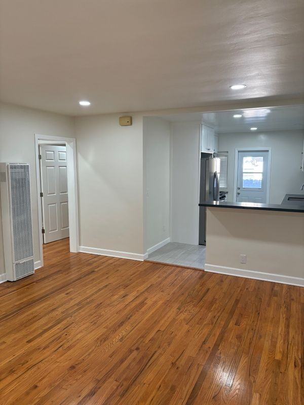 1229 North Hollywood Way ##B - Photo 4 of 21