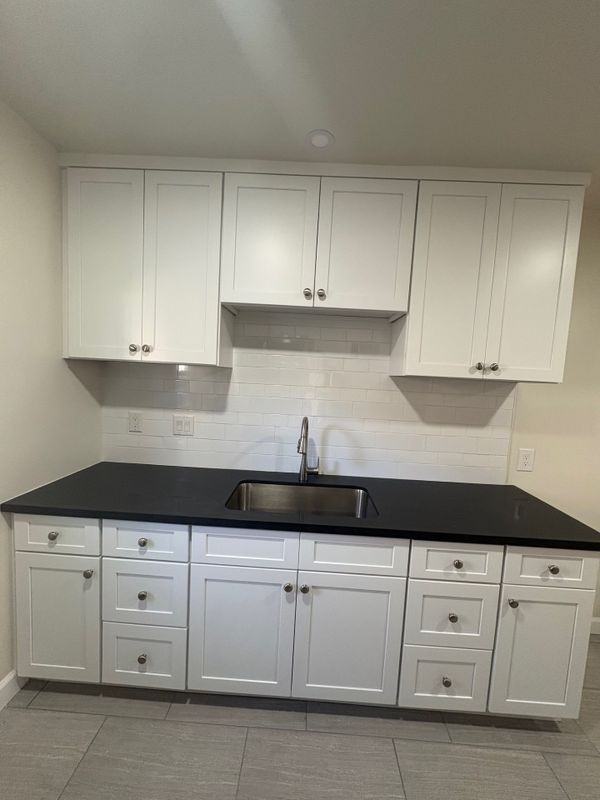 1229 North Hollywood Way ##B - Photo 7 of 21