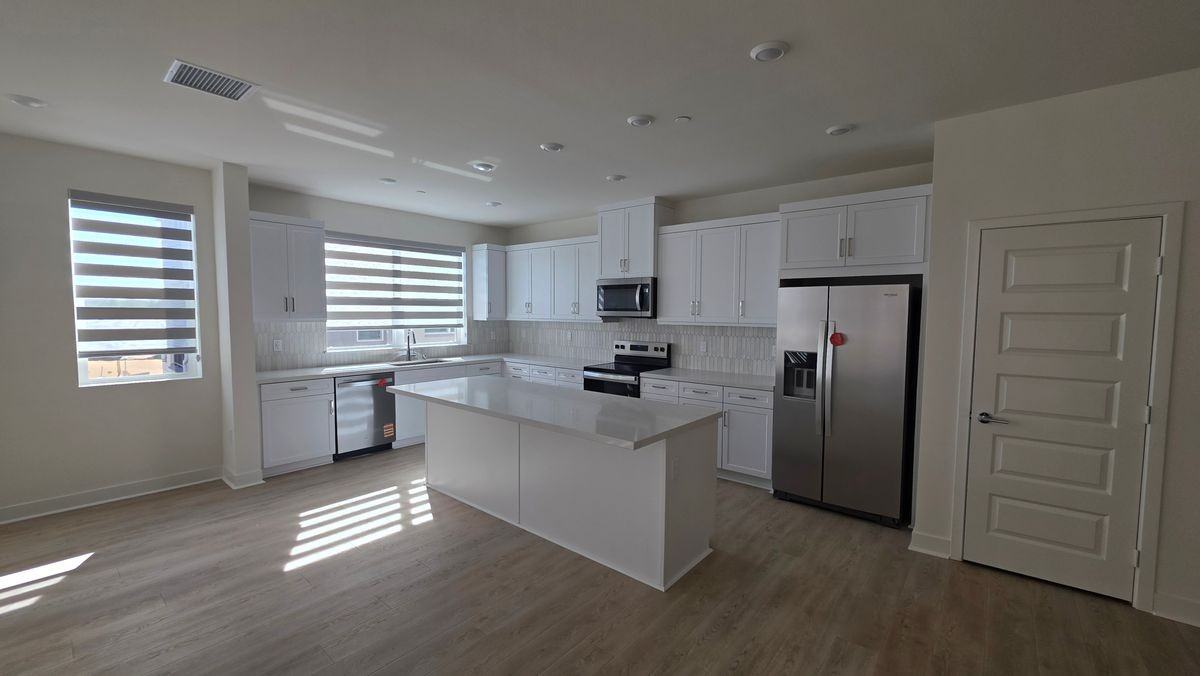 Indigo Avenue - Photo 6 of 9