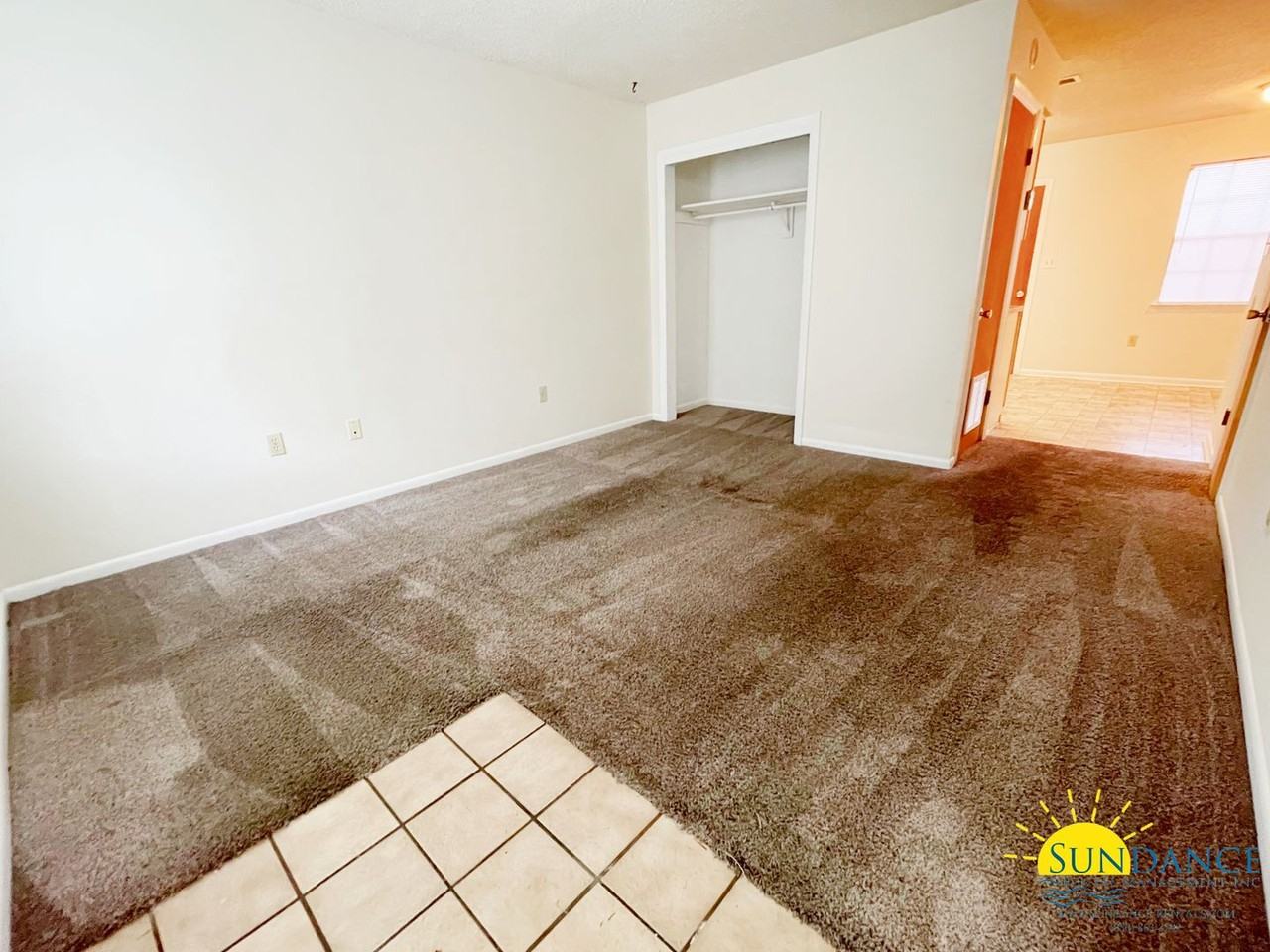 505 Landview Drive - Photo 5 of 12