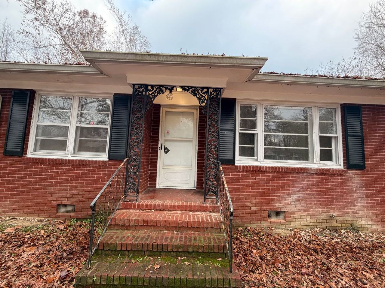 27 Conn Street - Photo 2 of 41